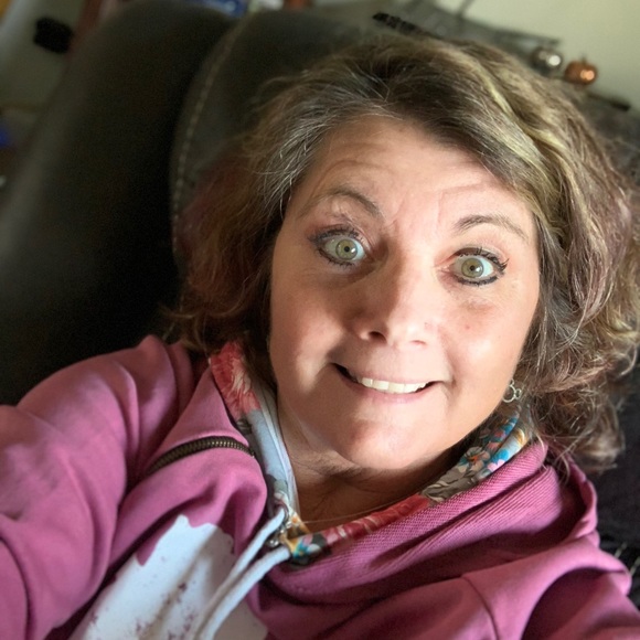 Meet your Posher, Robbin - Picture 1 of 1